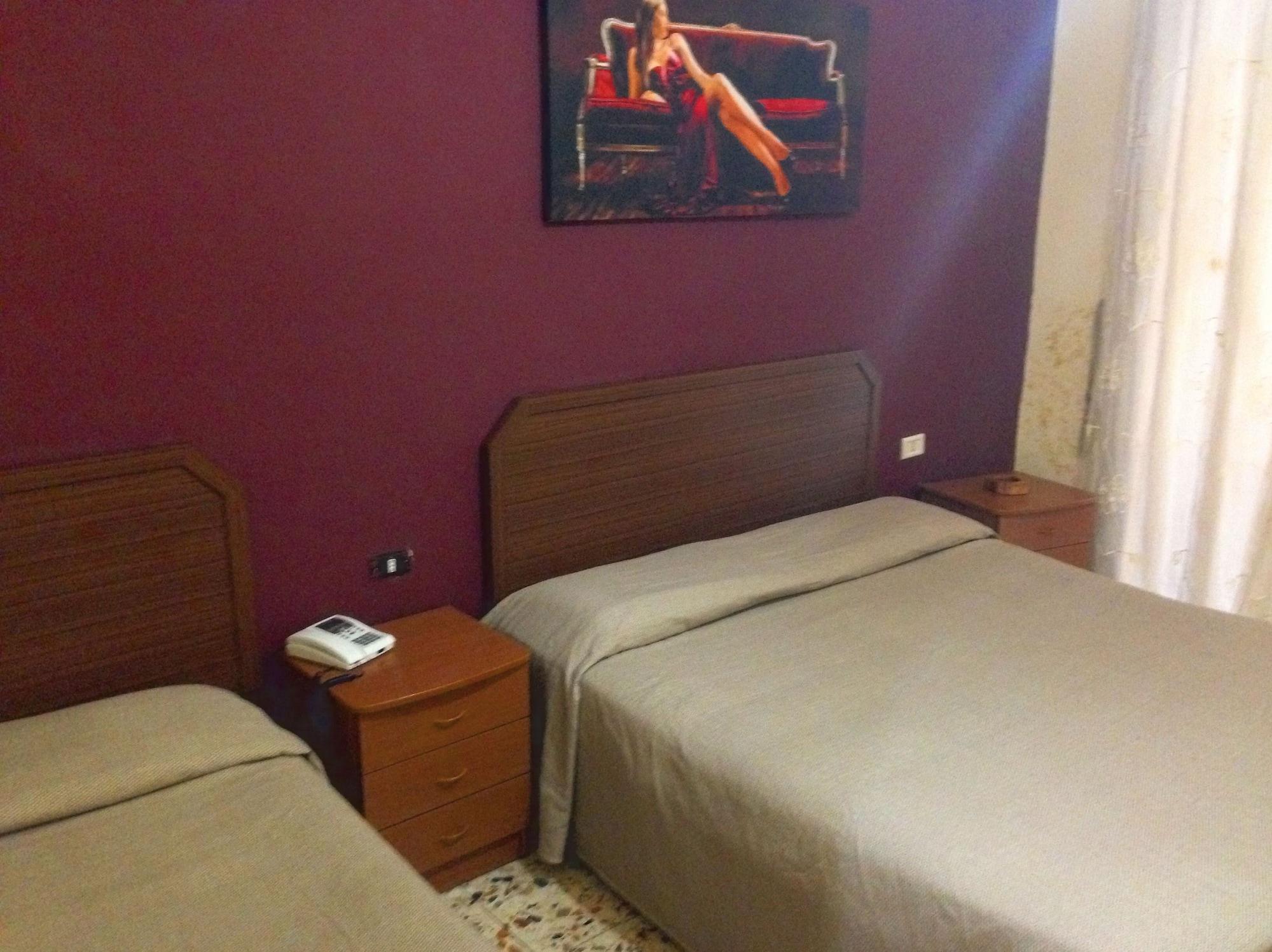 Hotel Poker Napoli Esterno foto